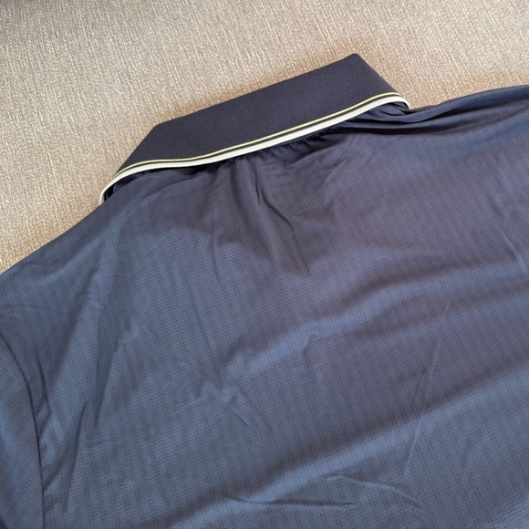 (NWT) Diadora SS Polo Icon features Coolcore fabric Size: M - Picture 10 of 10